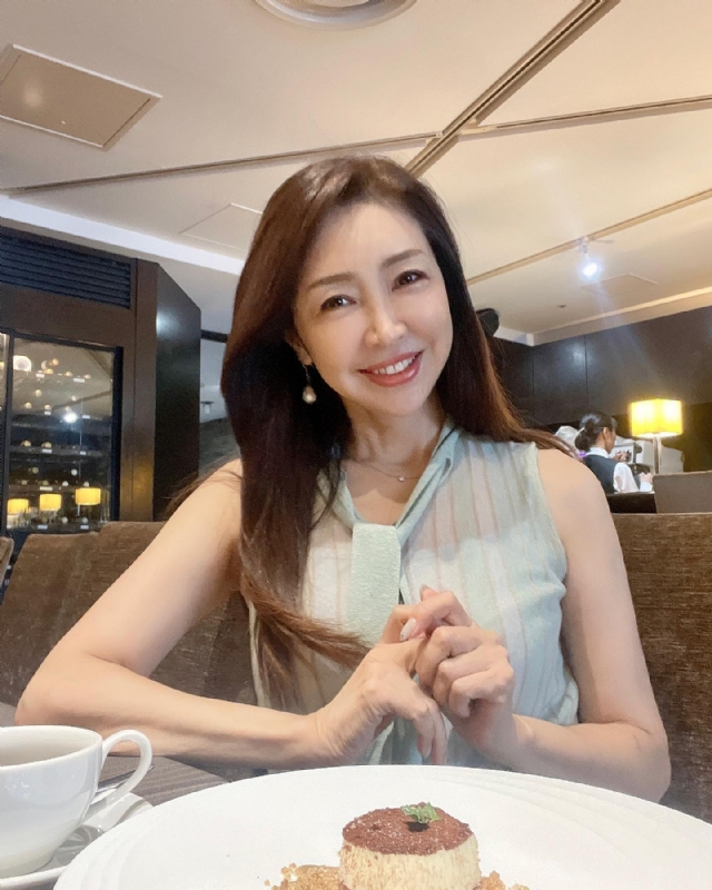 陳蓉秀的第一张照片--新北闪婚服务中心